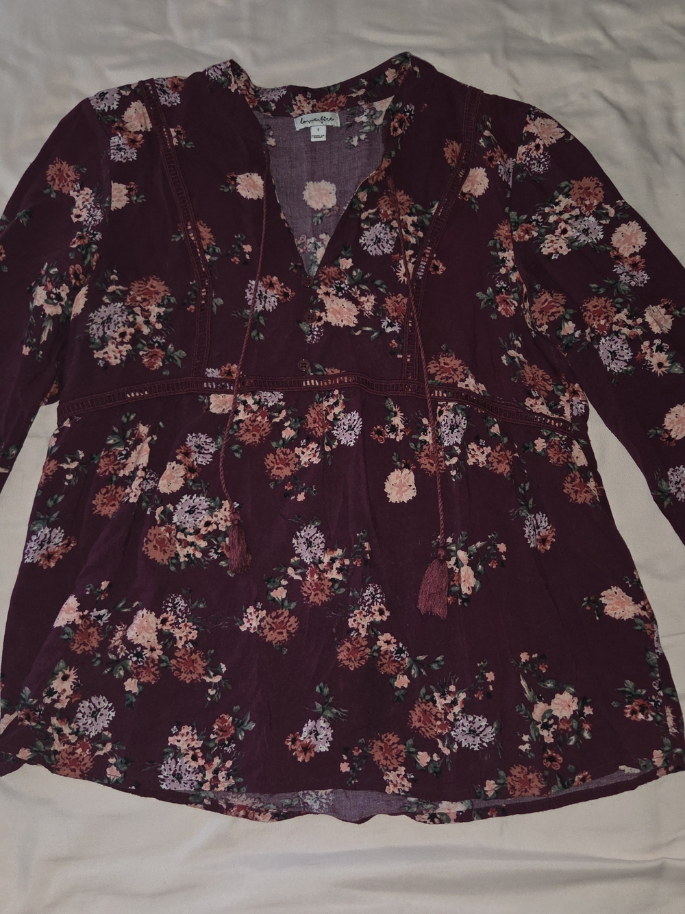 Love, Fire Women's Burgundy Floral V-Neck Peasant Top